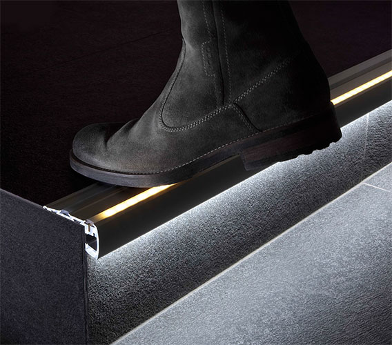 Step Extrusion